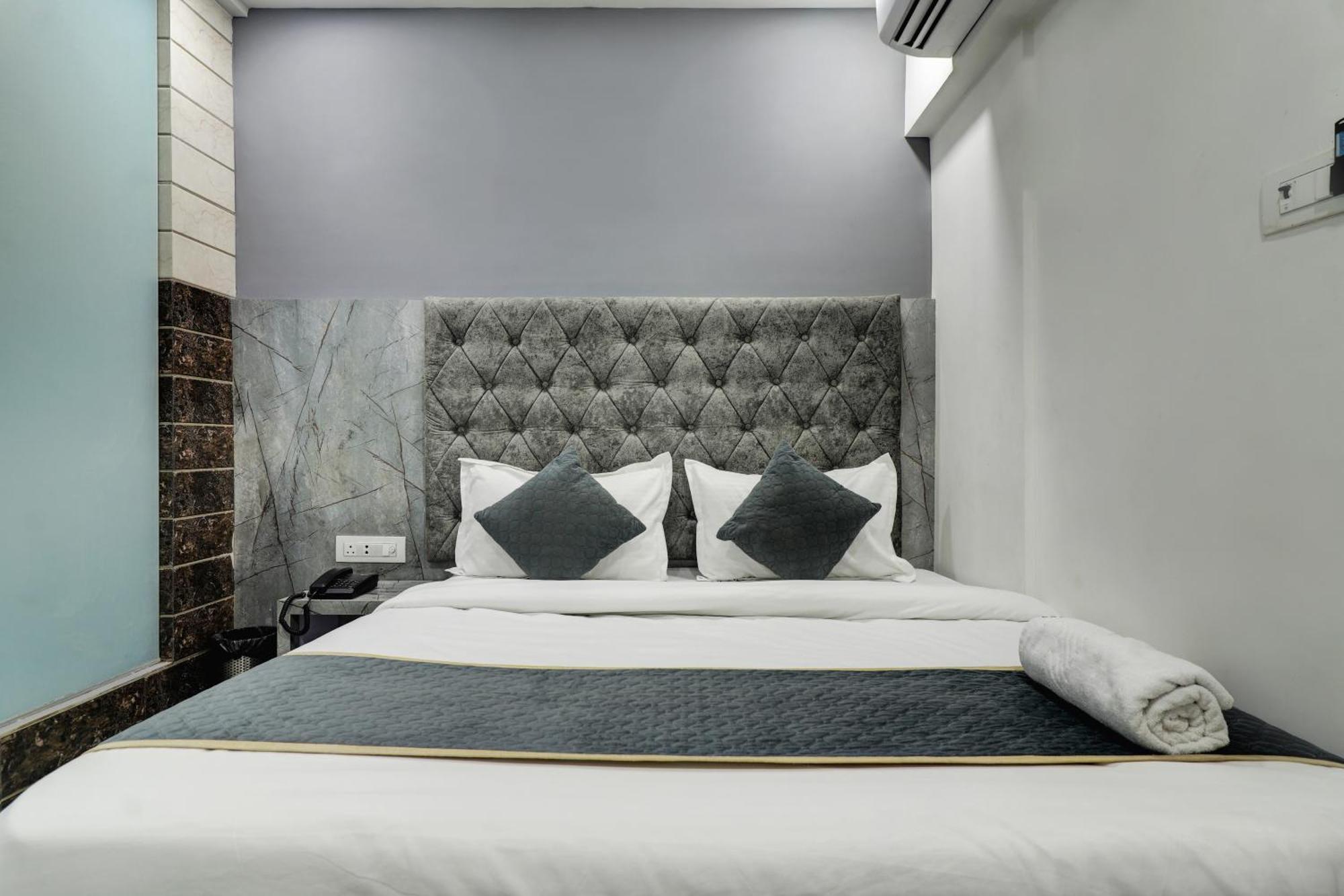 Hotel Bb House Мумбаї Екстер'єр фото