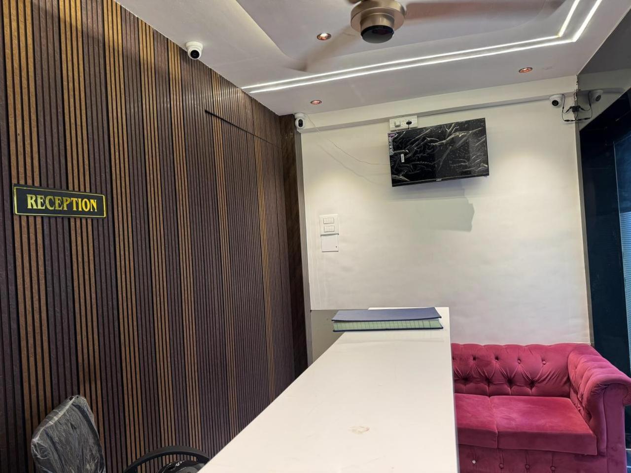 Hotel Bb House Мумбаї Екстер'єр фото